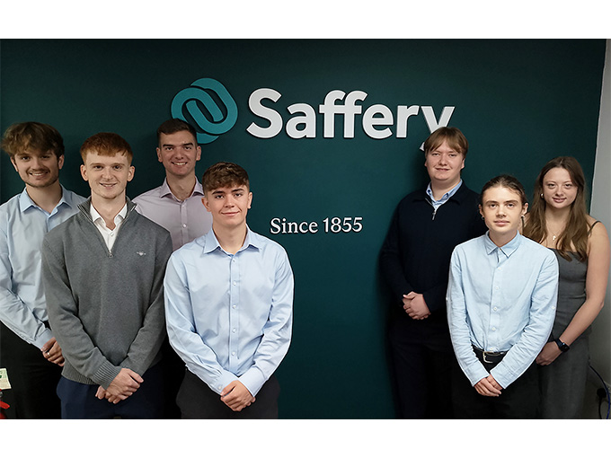 Saffery Bournemouth welcomes seven new apprentices