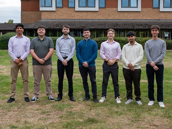 Saffery welcomes 7 new trainees in High Wycombe